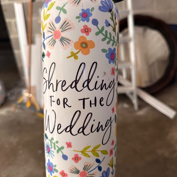 Shredding for the Wedding Bridal Metal Waterbottle - Picture 1 of 1